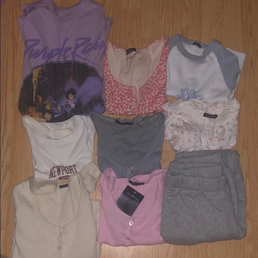BRANDY MELVILLE COLLECTION